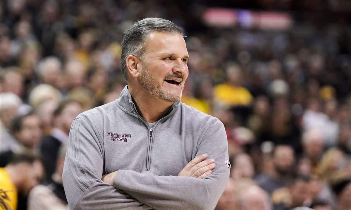 T&L Bye Week Blitz: Coach Chris Jans