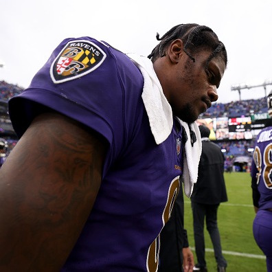 Ravens coaches removed 'distractions' from the locker room. Bad idea?