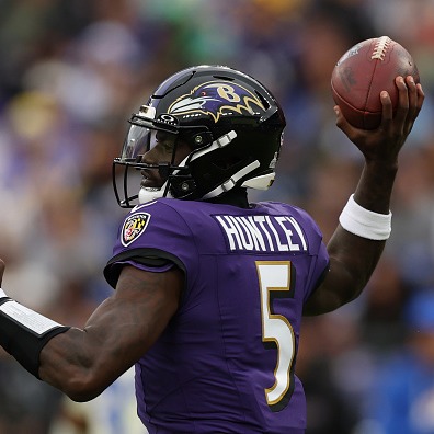 If Lamar can't play on Sunday, should Huntley get the start?