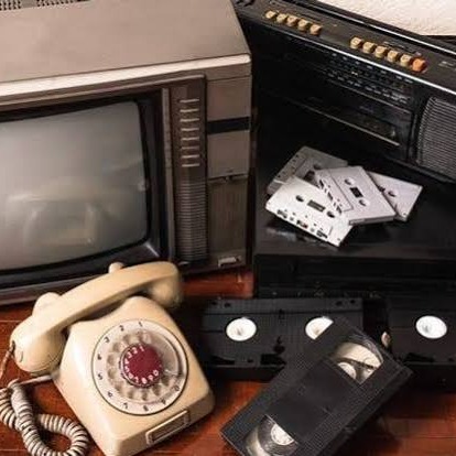 WBBM Noon Business Hour - Retro Technology episode artwork