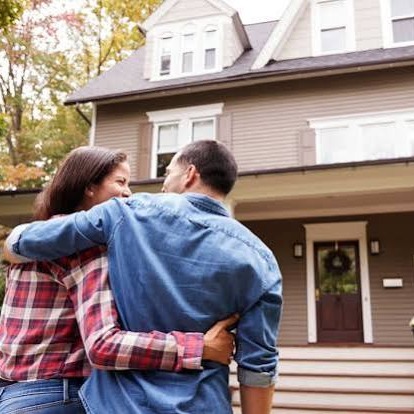WBBM Noon Business Hour - Home: Rent or Buy? episode artwork