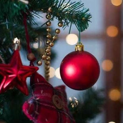 WBBM Noon Business Hour - Light Up Your Holidays episode artwork