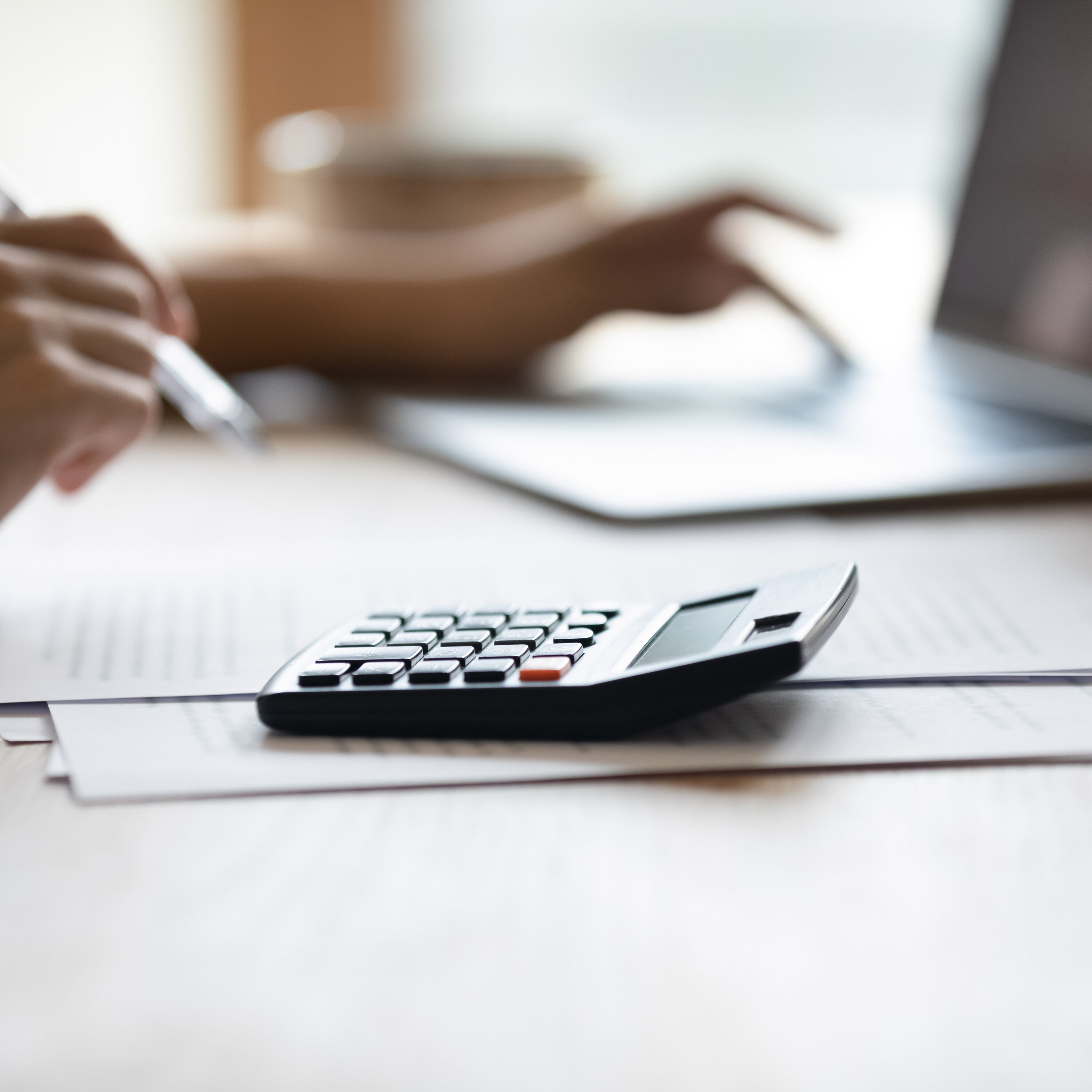 Noon Business Hour: Managing Parent's Finances - Gas Prices & Atlas Comics