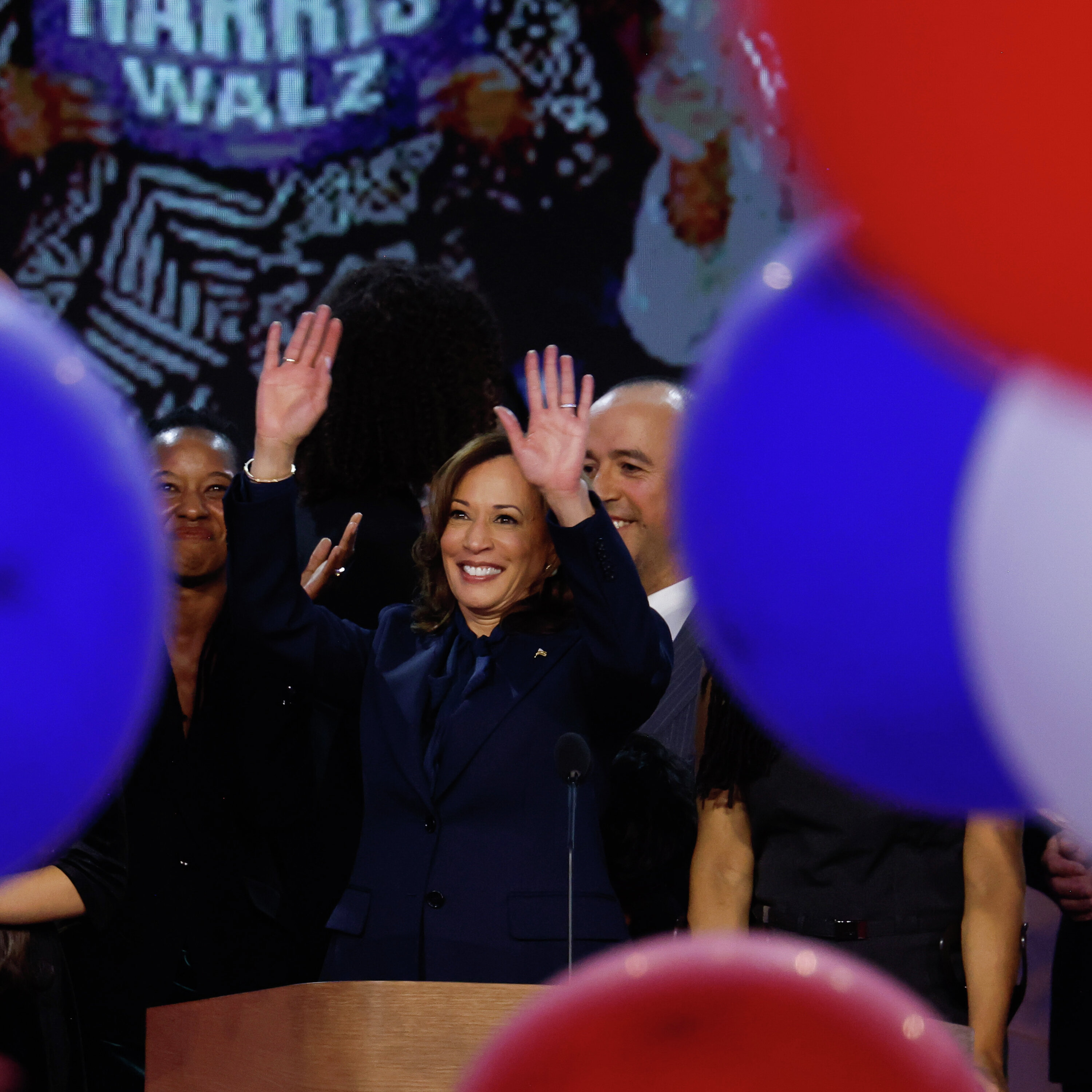 Democratic National Convention closes out in Chicago