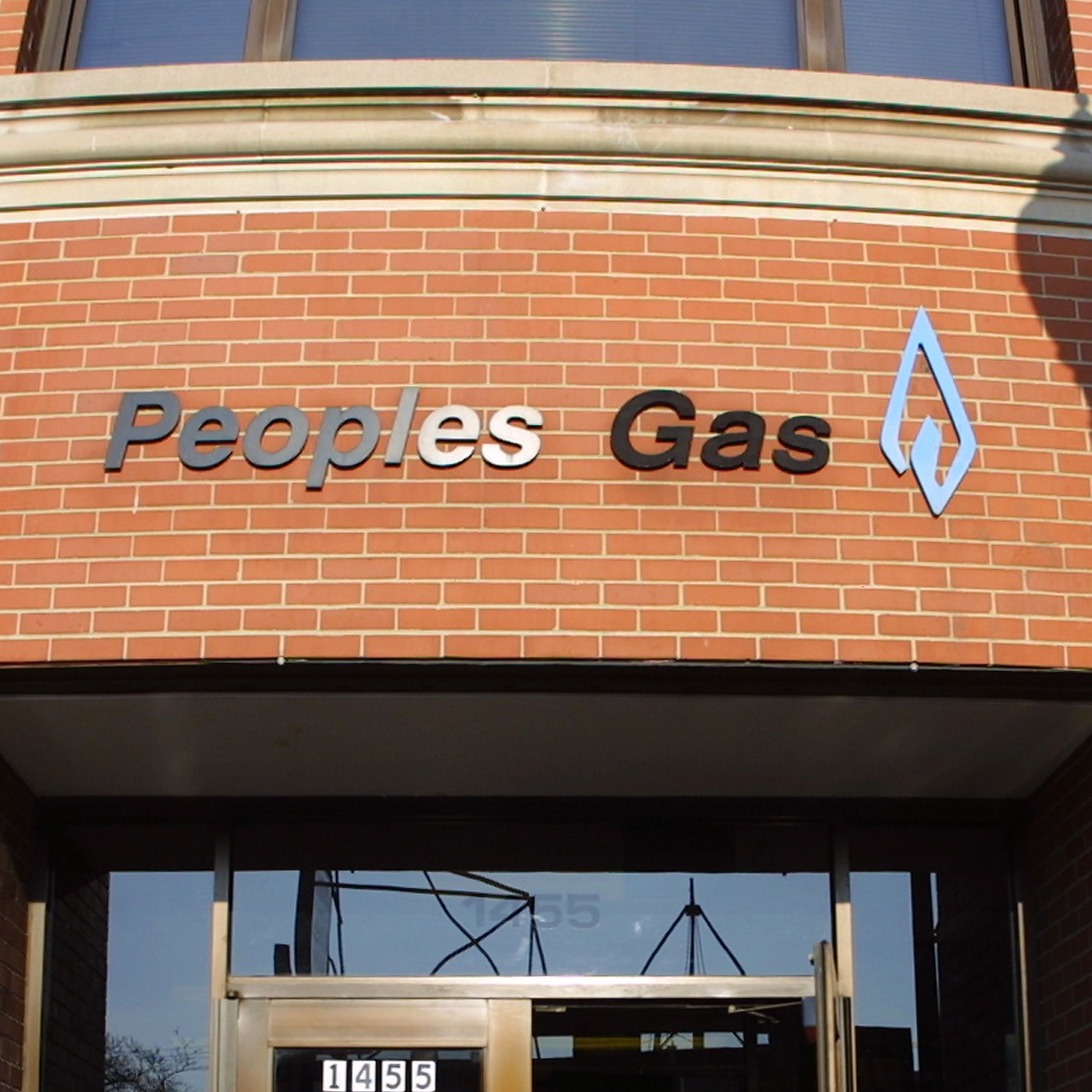 Illinoisans could see record rate hikes from Peoples Gas, advocates warn