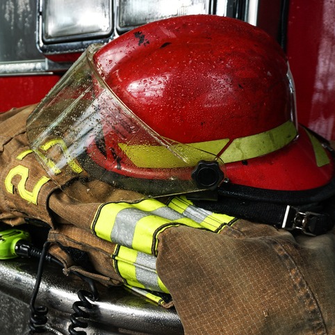 Chicago firefighter seriously injured after falling through roof