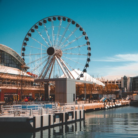 Shooting at Navy Pier prompts shelter-in-place order as search for suspect continues