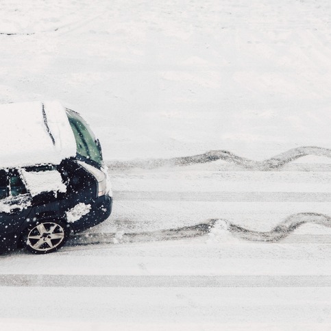 Wintry mix causing slippery travel conditions in Chicago area