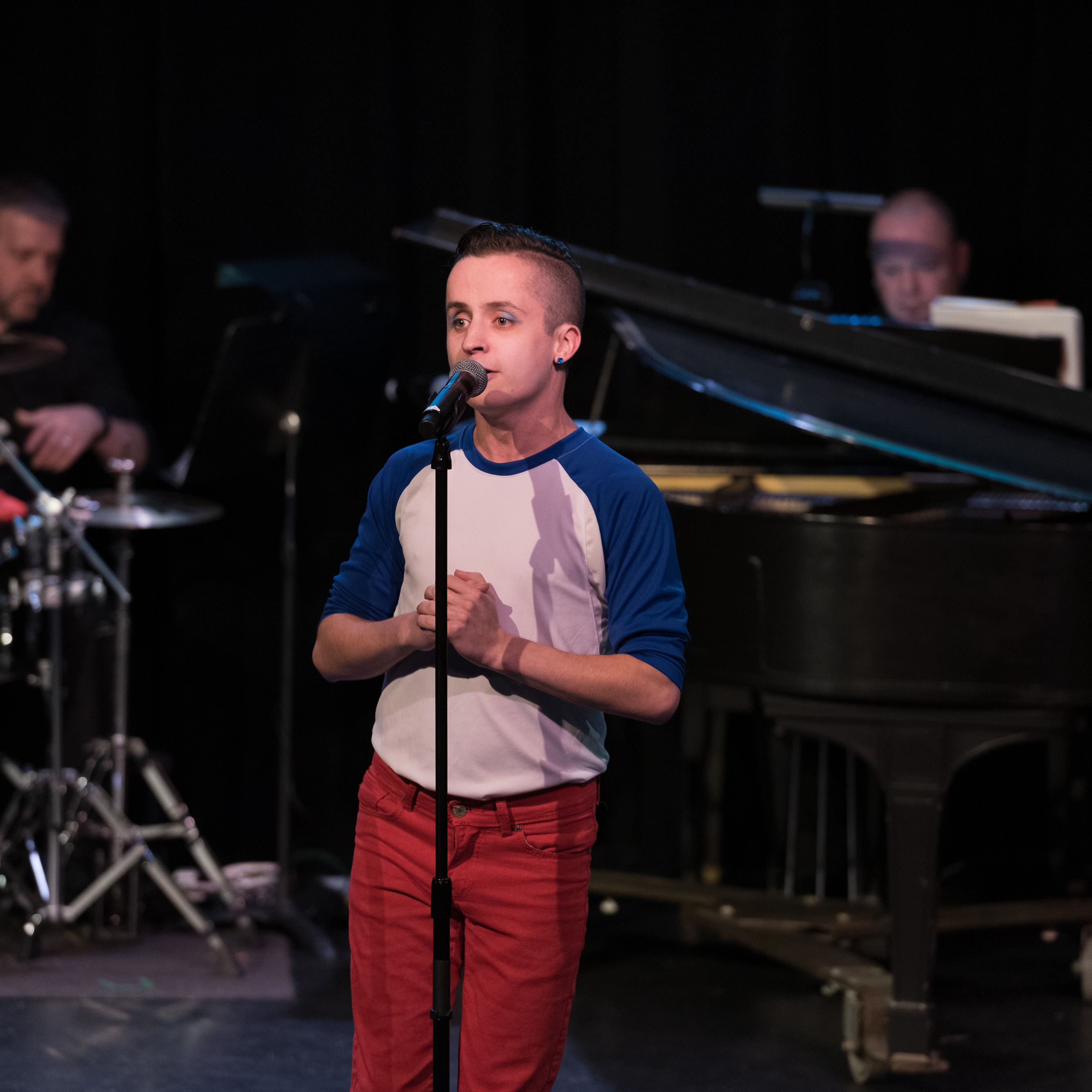 Chicago's queer community grieves death of beloved singer, leader