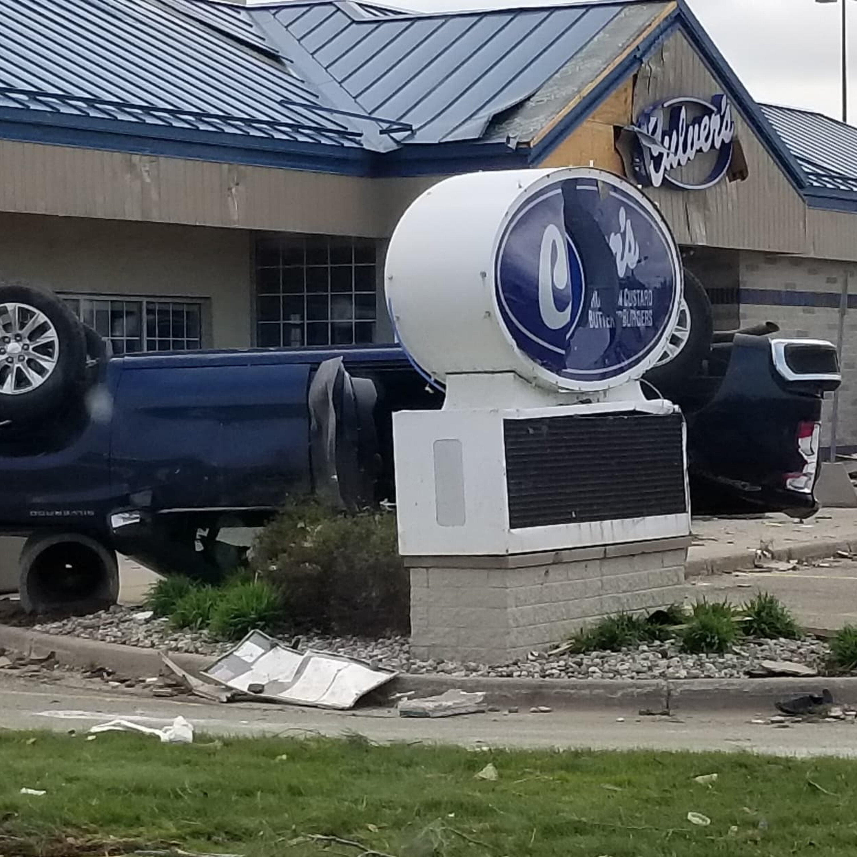 Ep. 11 - Jason's Parents Were Just Five Miles From The Gaylord Tornado