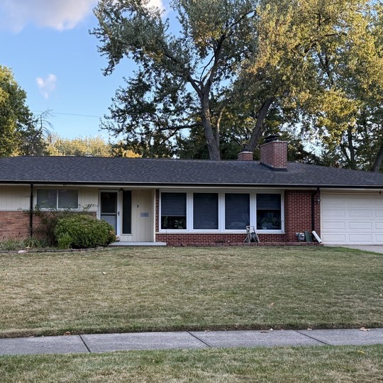 Woman shot, killed at home in Southfield
