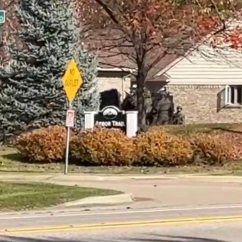 SWAT team on scene in Livonia to deal with barricaded man SWAT team on scene in Livonia to deal with barricaded man
