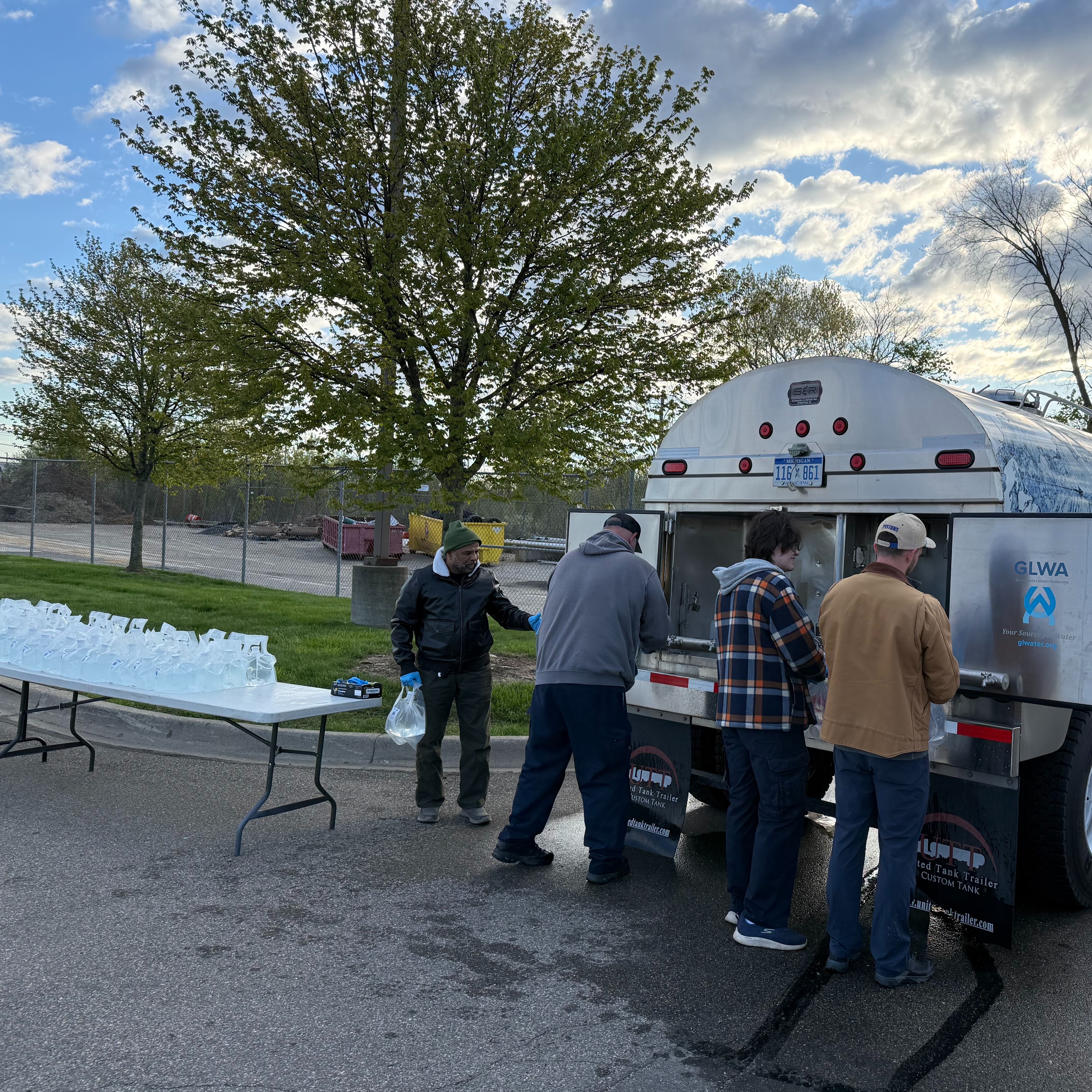 Water emergency update: Residents pick up water, damage pipe removed episode artwork