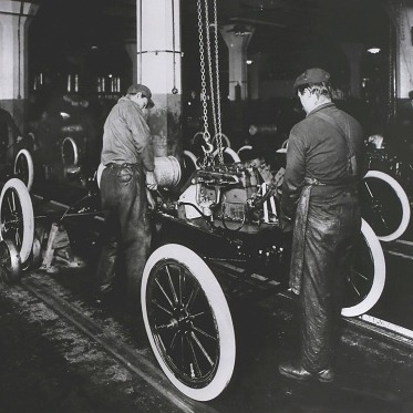 Ford's modular assembly line would do away with the moving assembly line