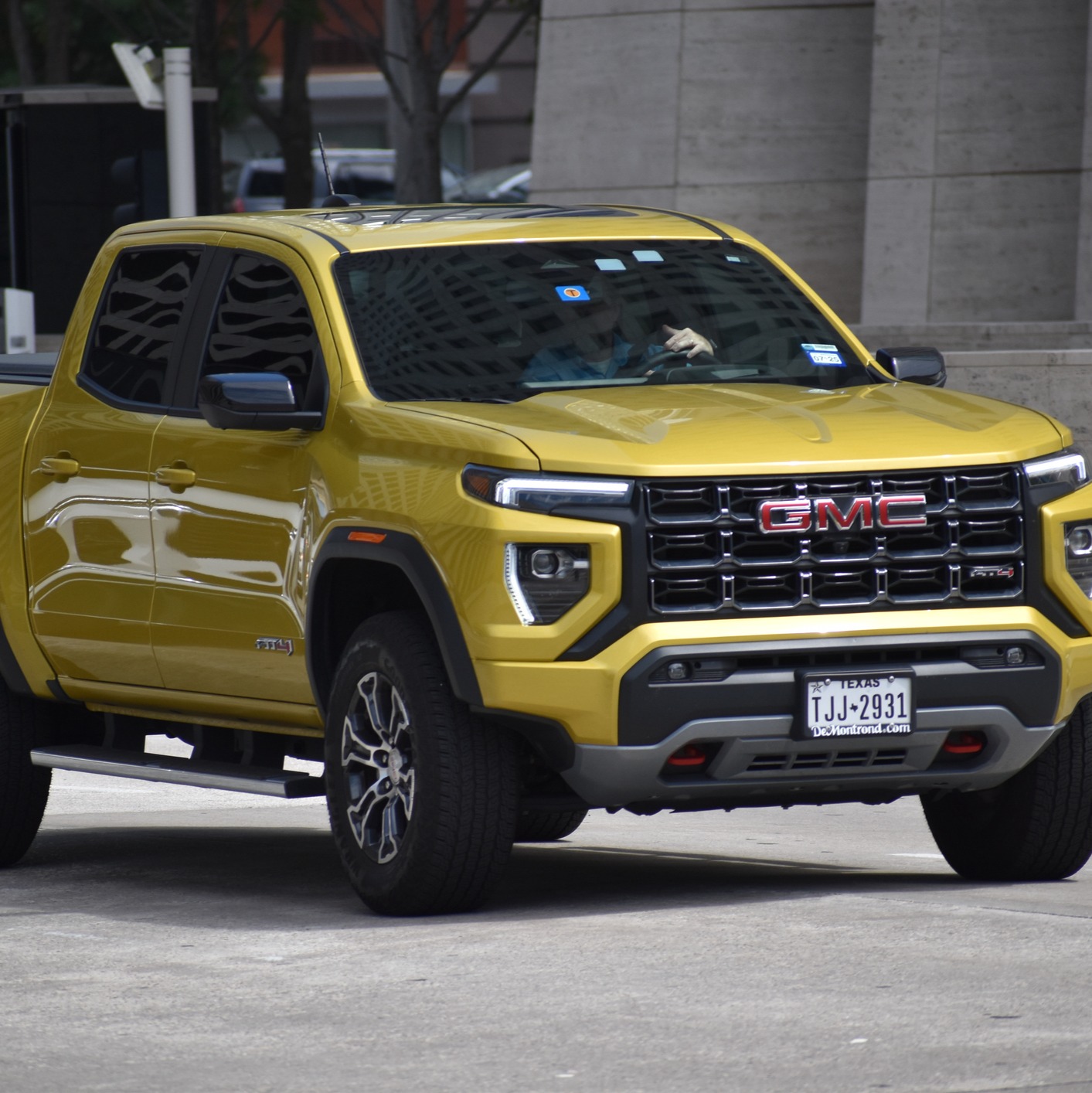 The mid-size pickup segment is getting flooded