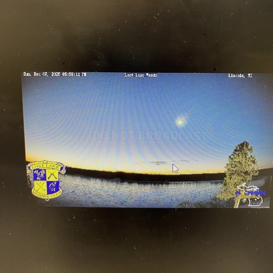 Meteorite seen blazing across northern Michigan sky episode artwork