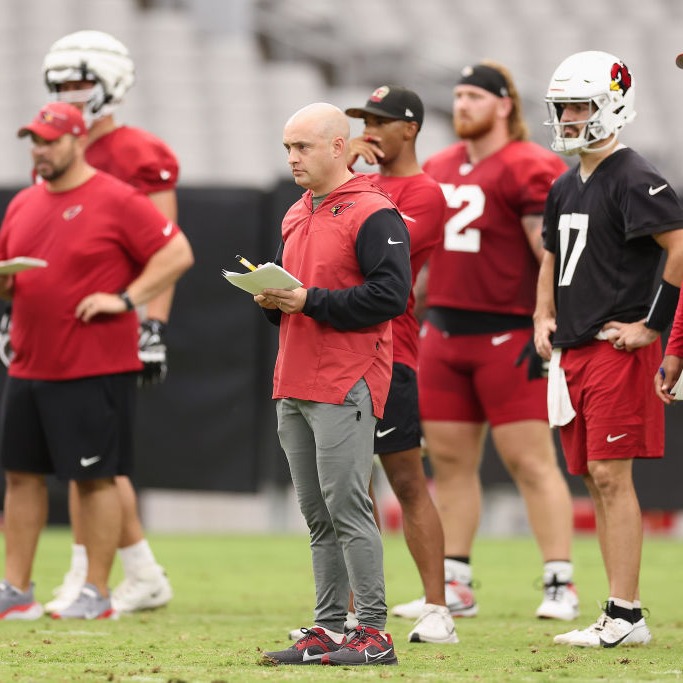 What are the experts saying about the Lions offensive coordinator hire? episode artwork