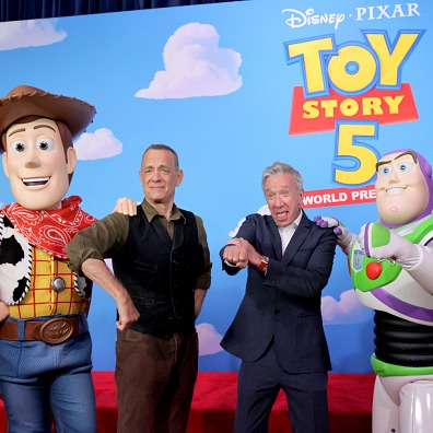 Review: Toy Story 5 takes on the tech world in latest franchise entry episode artwork