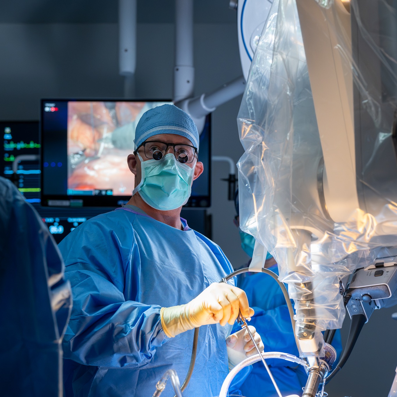 Corewell Health introduces world's first single-port robotic mitral valve repair episode artwork