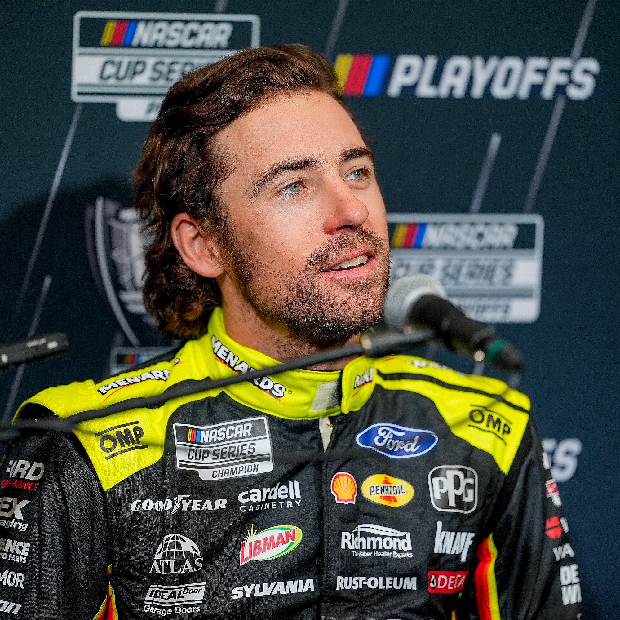 NASCAR'S Ryan Blaney Gives Vegas Props To Sports Teams episode artwork