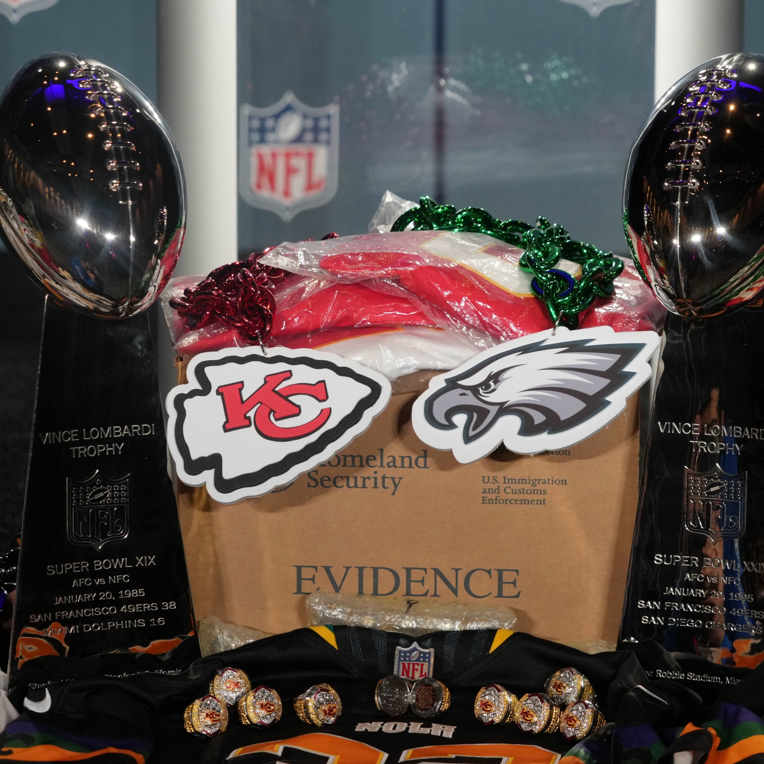 Jason Fitz, Fox Sports/Yahoo! NFL Insider, from NOLA on Super Bowl LIX and more with Jason & John thumbnail