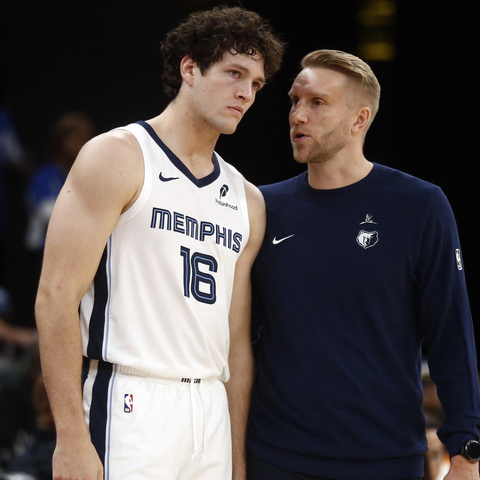 Memphis Grizzlies--Chris Herrington with Geoff Calkins on Tuesday (10/14)
