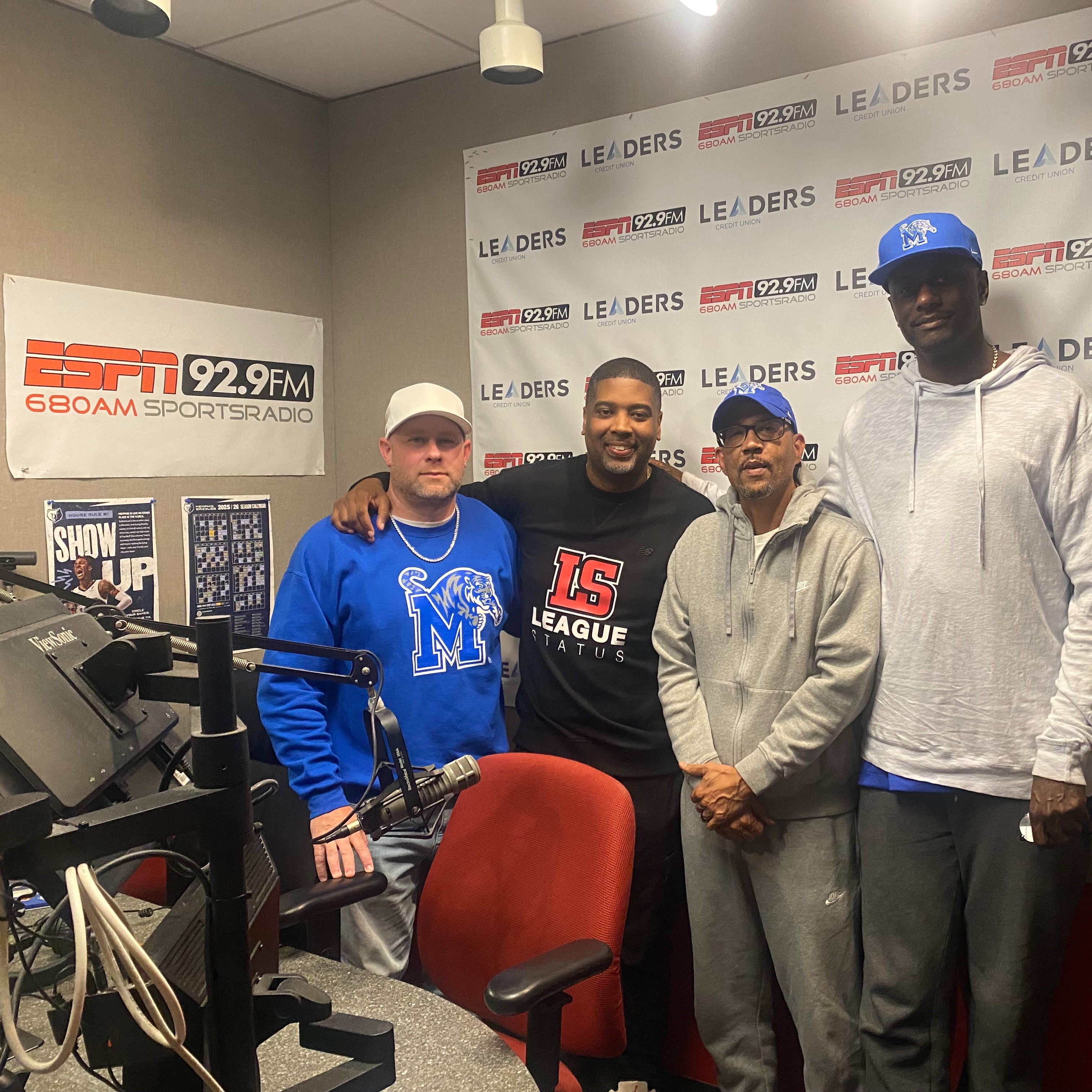 Memphis Tigers---Earl Barron, Nathaniel Root, & Courtney Trask in-studio with Jason Smith in advance of reunion at Hoops for St Jude with Calipari