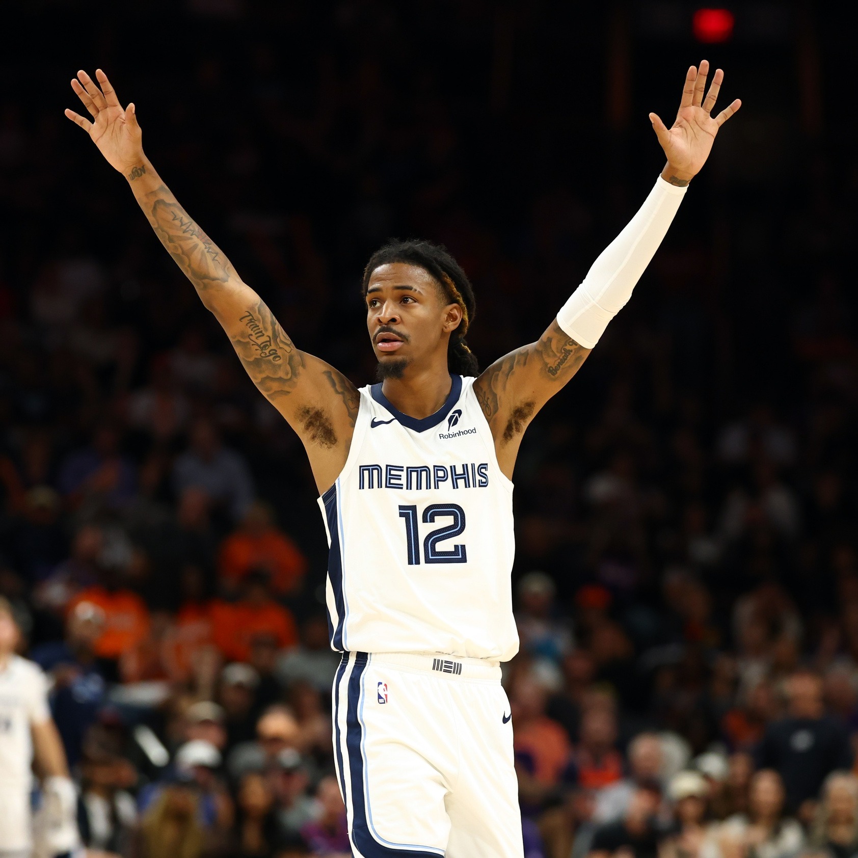 Grizz win! Chris Herrington with Drew Hill from the Daily Memphian on Ja's game winner and the reshaped Grizzlies now 3-2