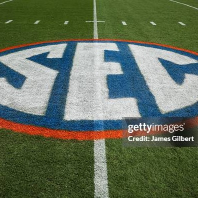 College Football, SEC Schedule, 2019 LSU Team vs. Indiana 2025, and Fall Weddings - USA Today's Blake Toppmeyer on the JW & Co Show episode artwork