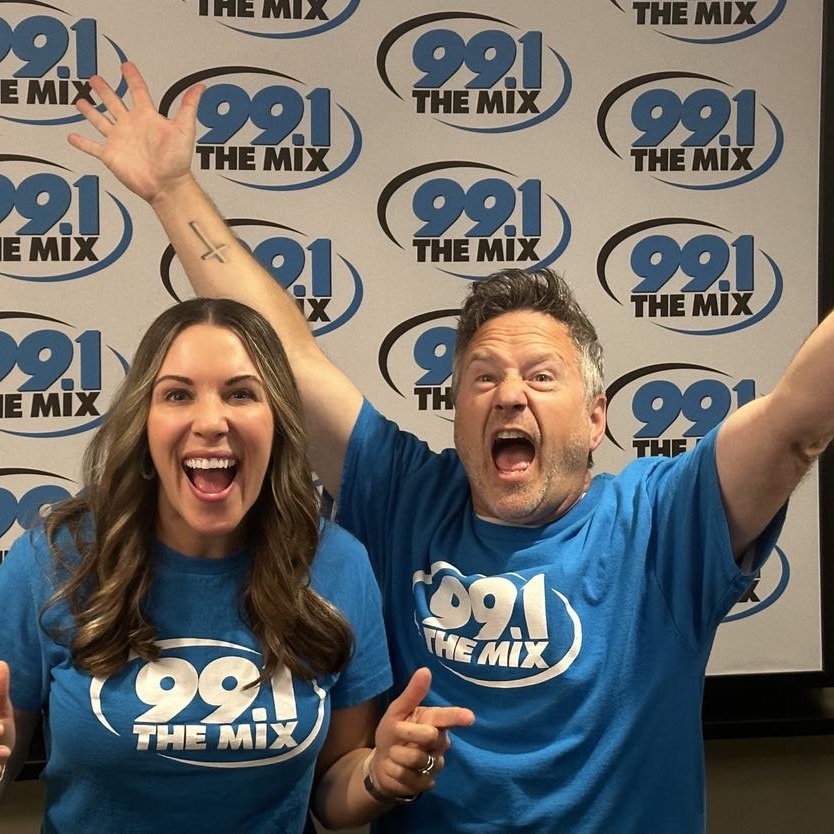 Debbie from Milwaukee won Jonas Brothers tickets!!! episode artwork