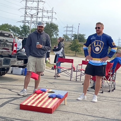 Can you believe Elizabeth wants to do this for her Brewers tailgate?? episode artwork