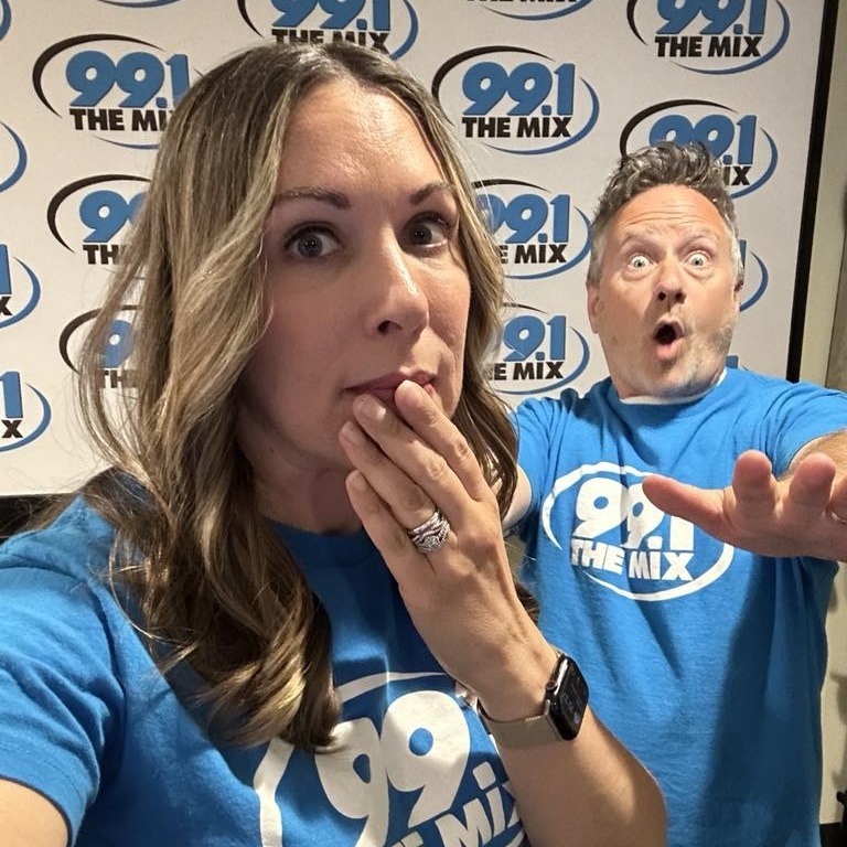 Oh no - Elizabeth's bad habit might go too far!
