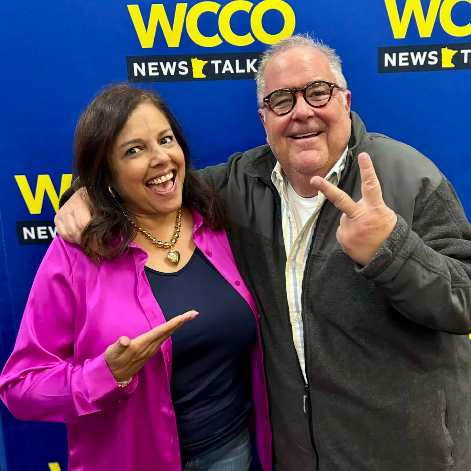 Are Vineeta and Steve Simpson the human form or SPONGE BOB and SQUIDWARD? episode artwork