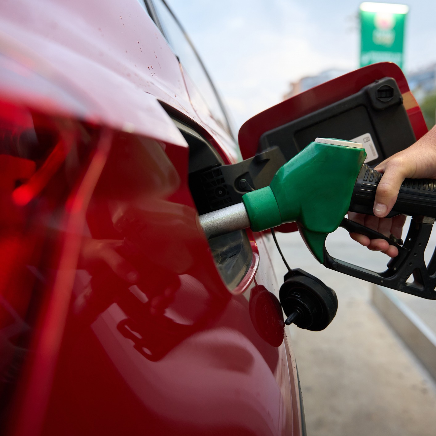 Minnesota Service Station owners aren't to blame for high prices. episode artwork