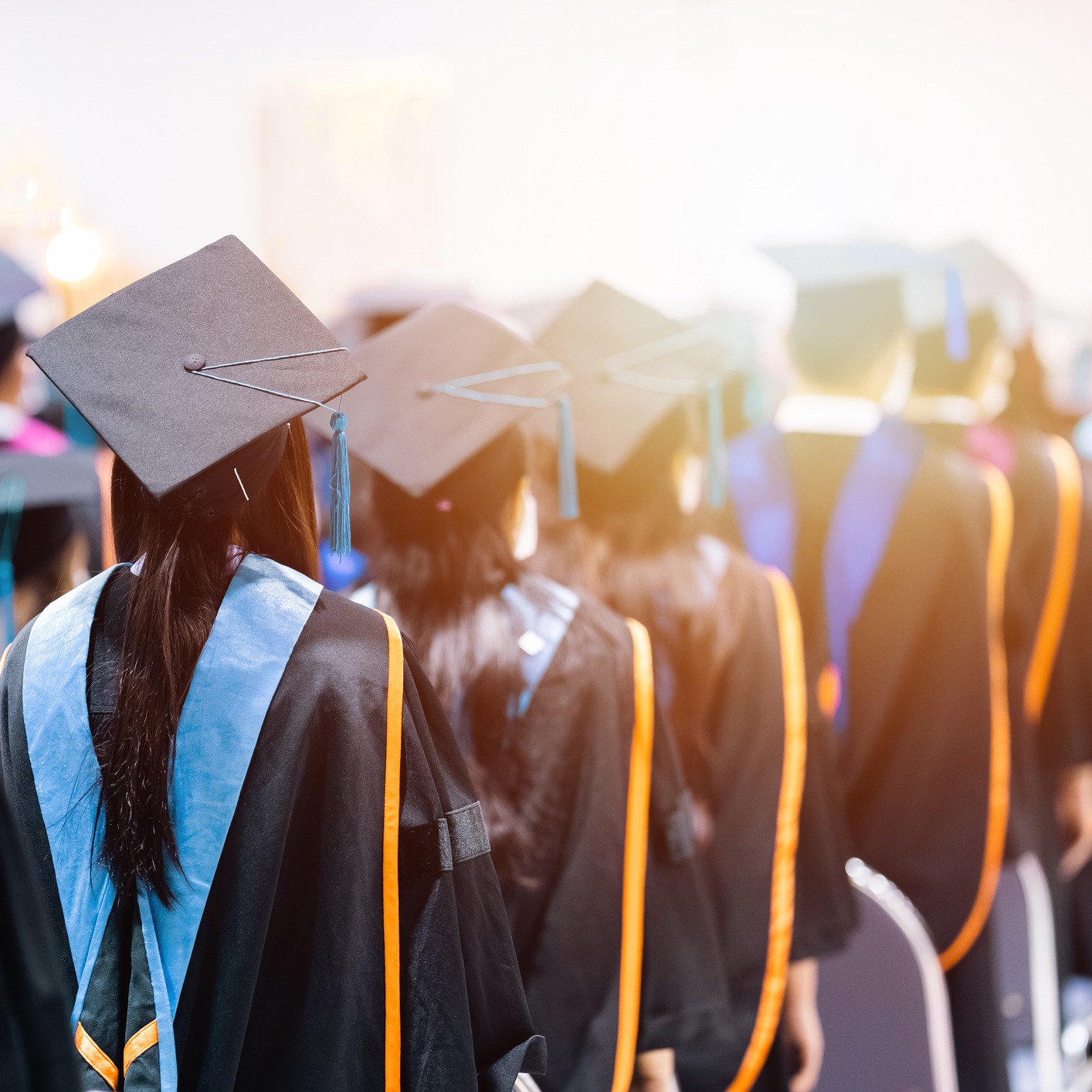How concerned are graduates about AI taking their jobs in the future? episode artwork