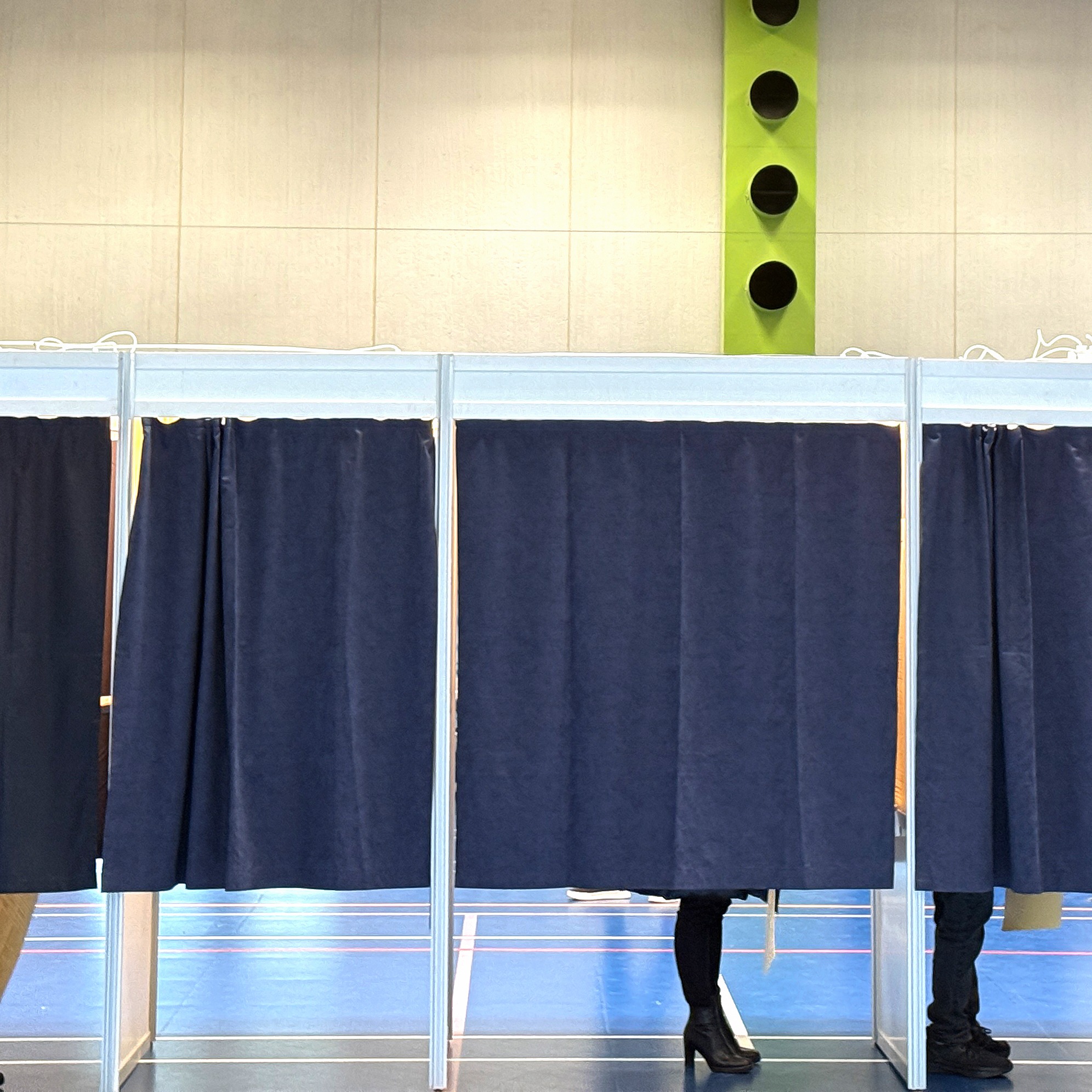 Esme Murphy on primaries, voting integrity and mail in voting! episode artwork