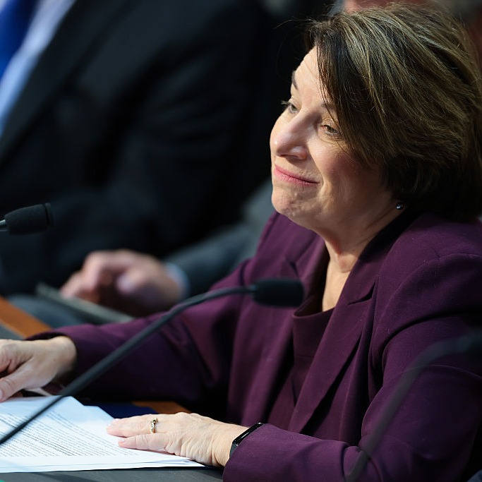 Amy Klobuchar on winning in a landslide for DFL gubernatorial primaries! episode artwork
