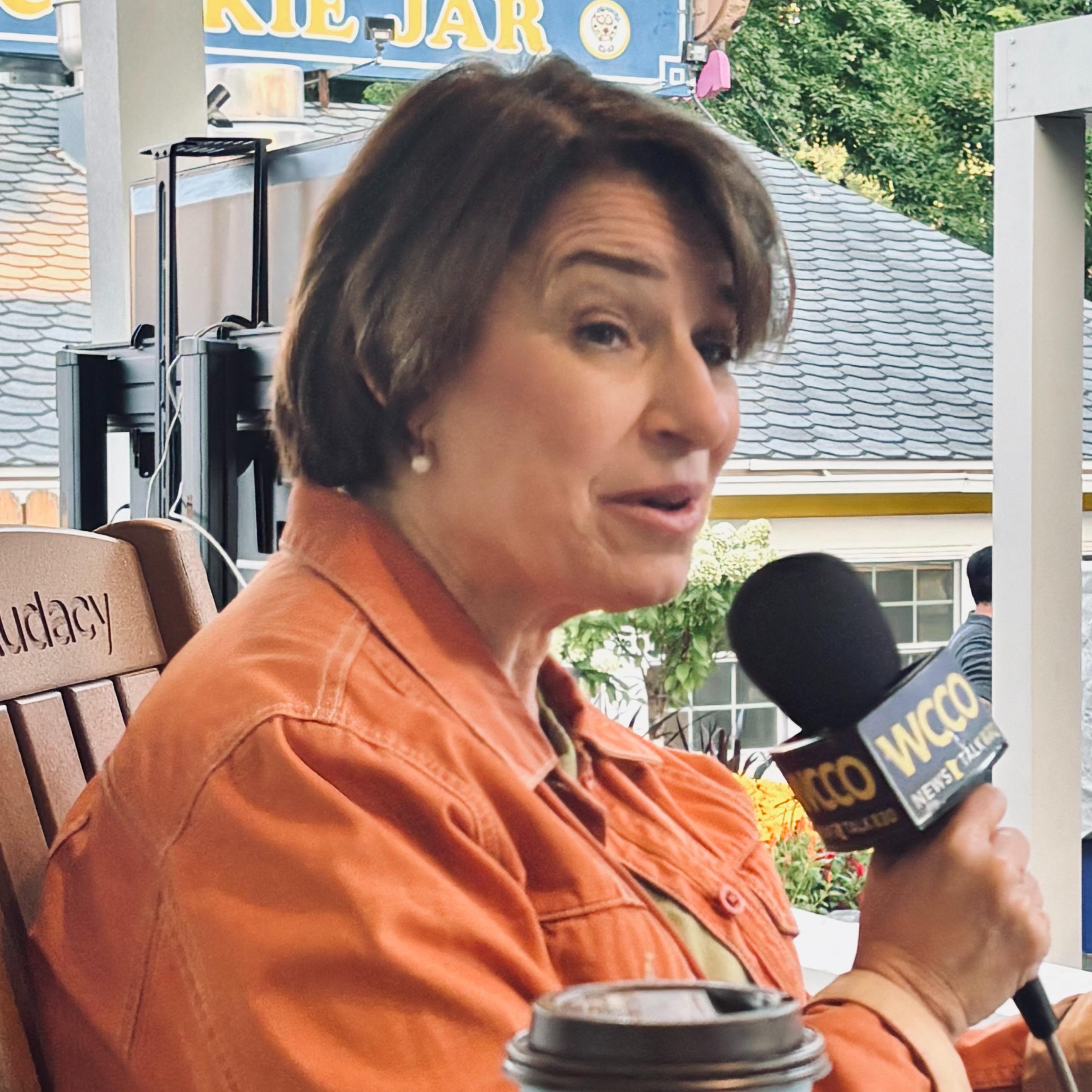 Amy Klobuchar on her MN gubernatorial campaign, USA-Canada and more! episode artwork