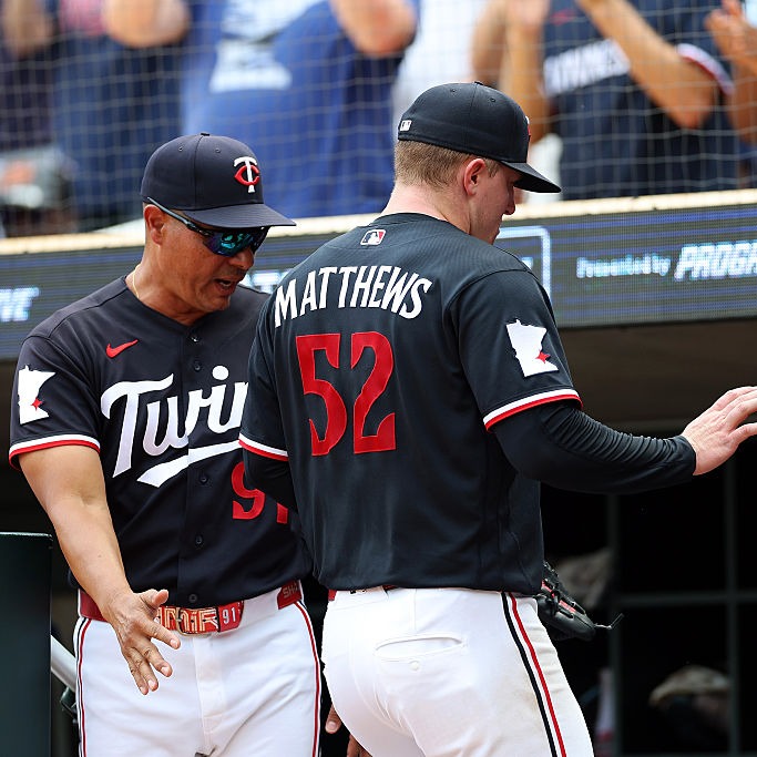 Henry Lake on Zebby in August, Twins future with pitching and Lynx struggles! episode artwork