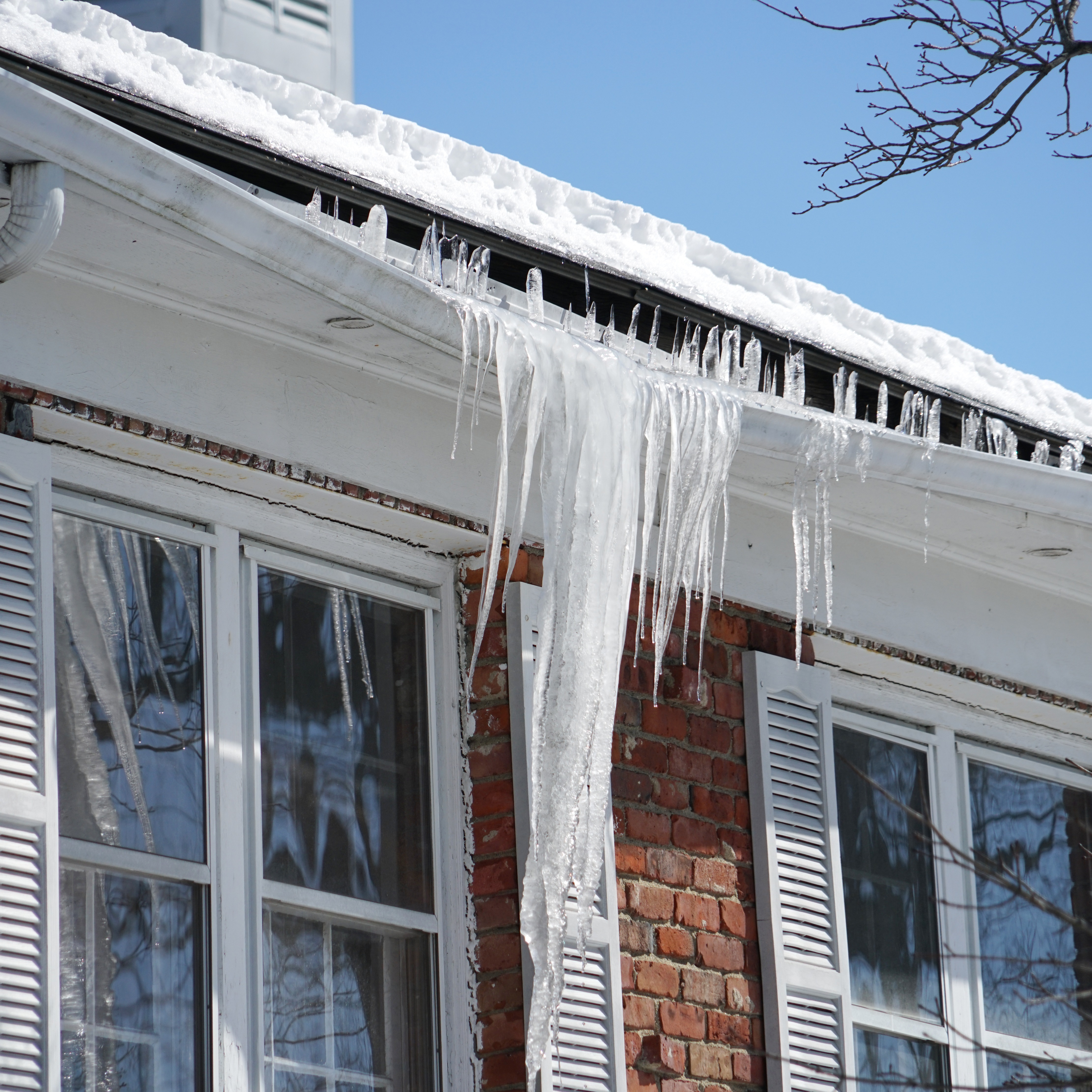 Why GAF Shingles Are Recommended, Old Home Renovations, Preventing Ice Dams episode artwork