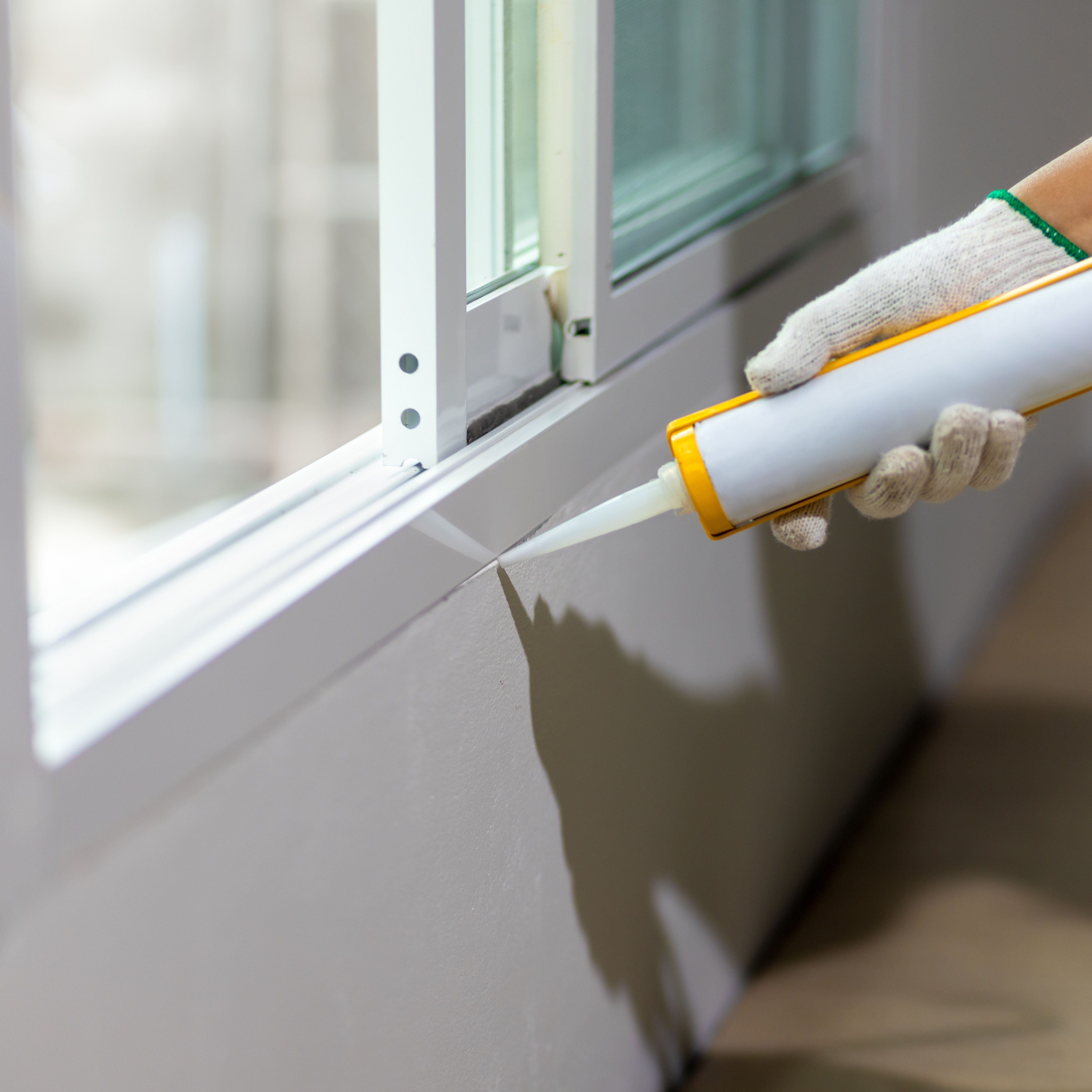 Explaining Why Contractors Can Suddenly Go Out of Business, Filling Cracks in a Basement, When to Repair or Replace Windows episode artwork