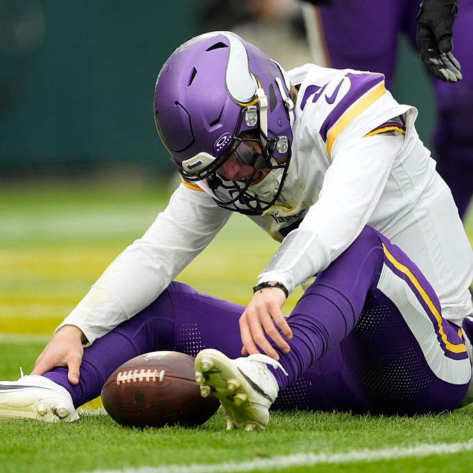 Andrew Krammer and Matthew Coller preview the Vikings-Seattle! episode artwork