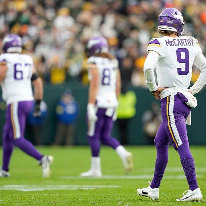 Chuck Foreman on JJ McCarthy, Kevin O’Connell and the Vikings Struggles! episode artwork