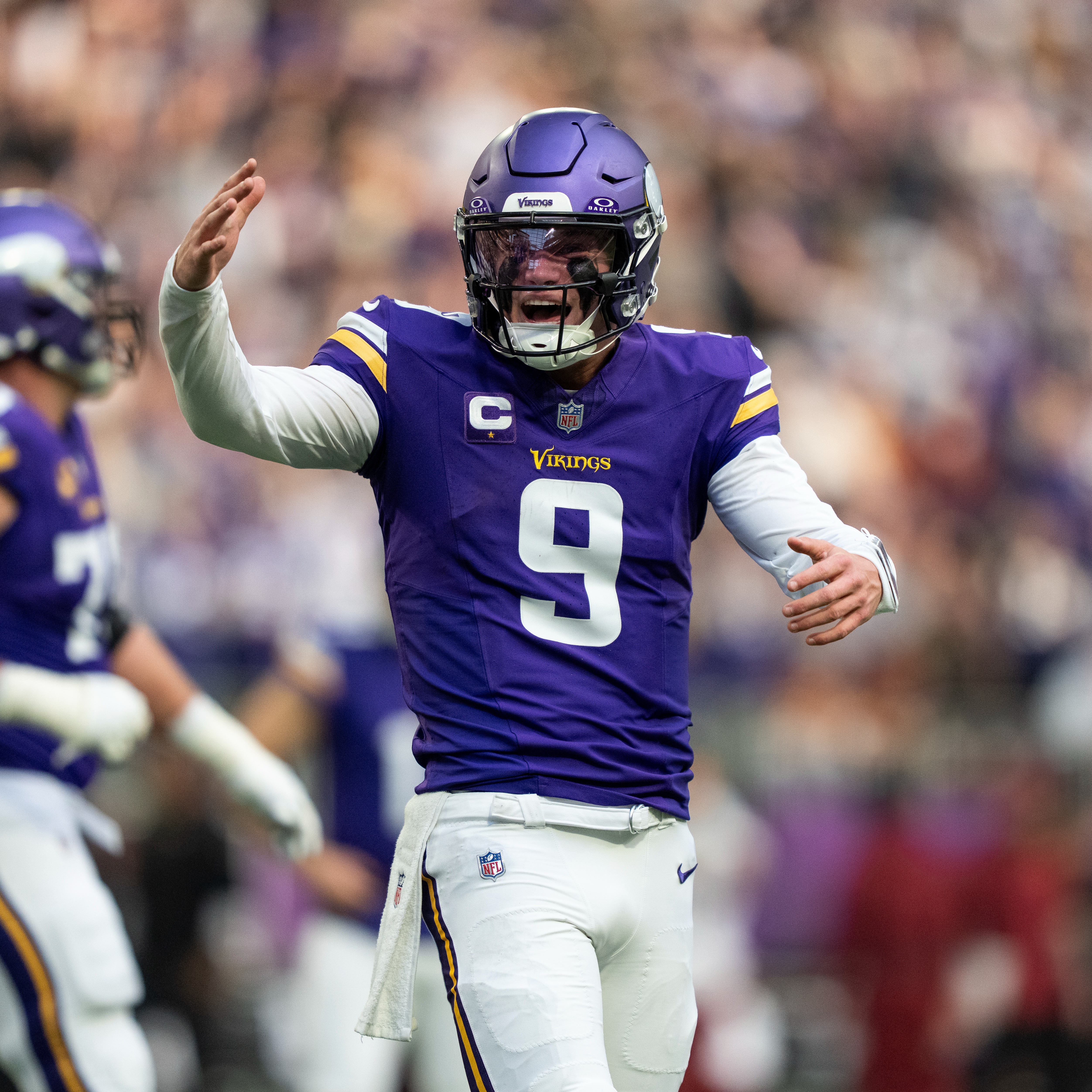 Minnesota sports New Year's Resolutions, and Chris Hine episode artwork