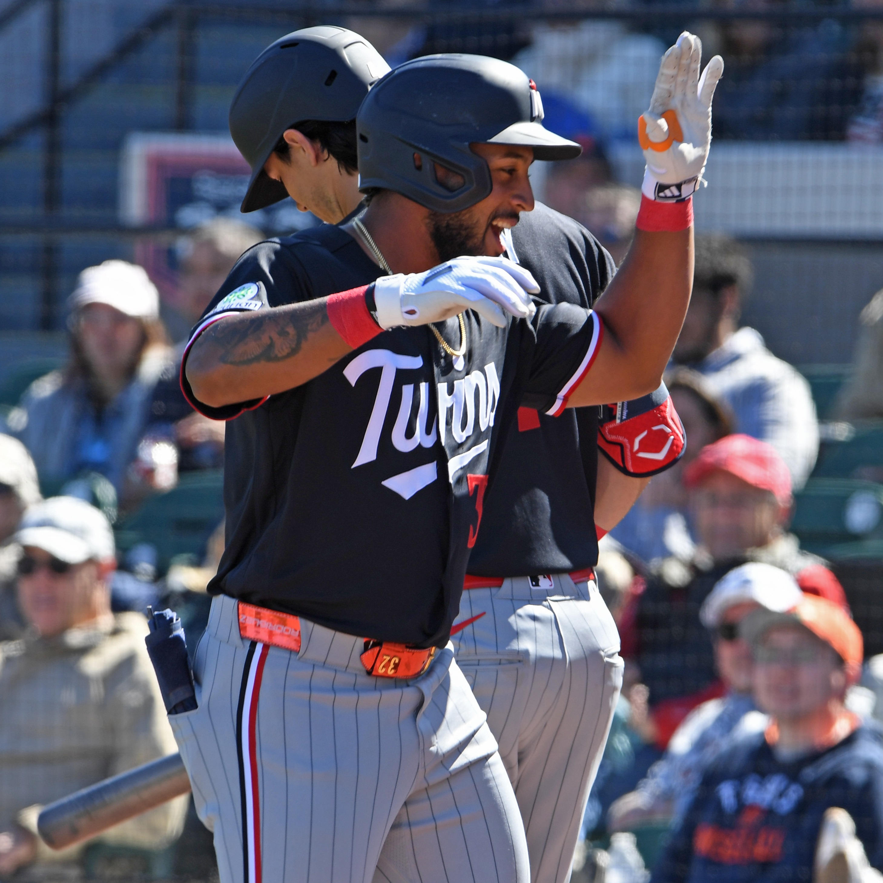 What are some good early signs that Bobby Nightingale has seen from Twins Spring Training? episode artwork