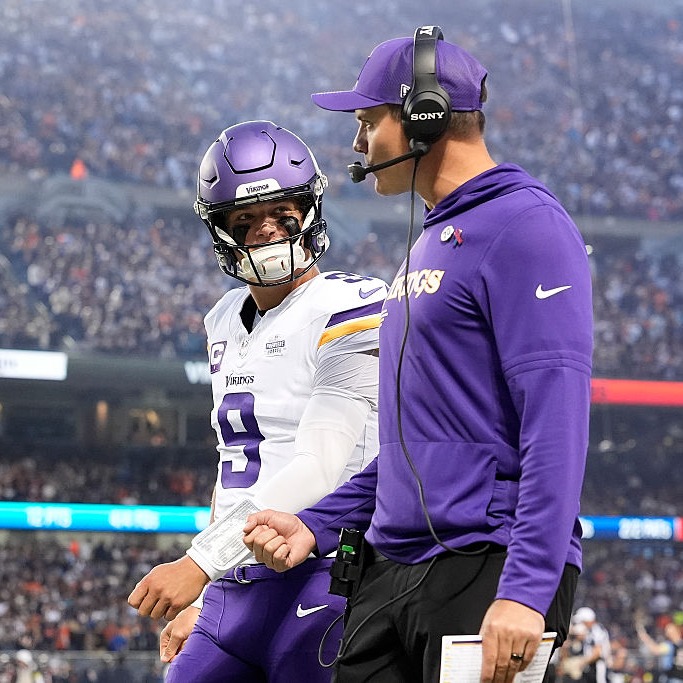 Matthew Coller on Vikings QB inquiries, RB situation and needs of the team! episode artwork