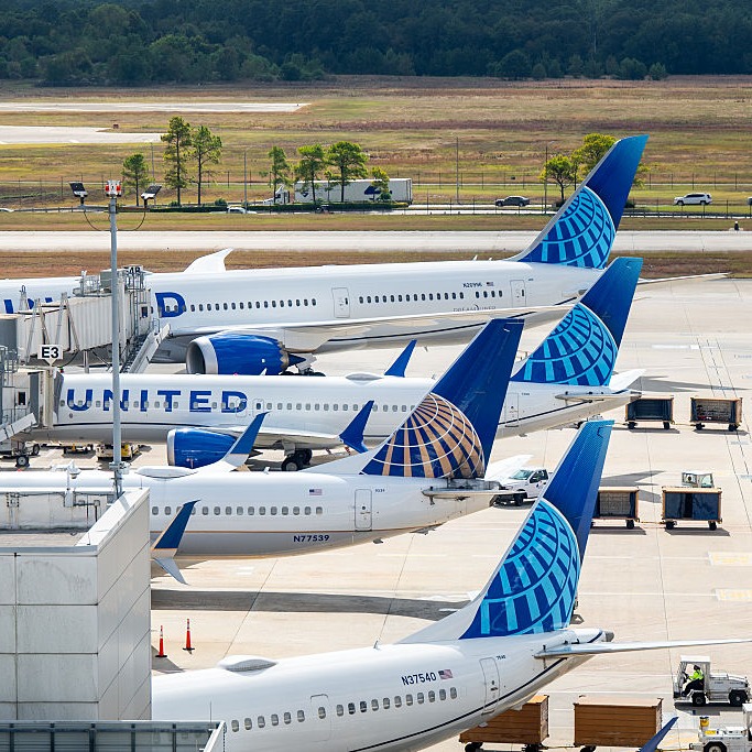 Can the Twins roster be competitive in '26? What do you need to know with flight cuts coming tomorrow?