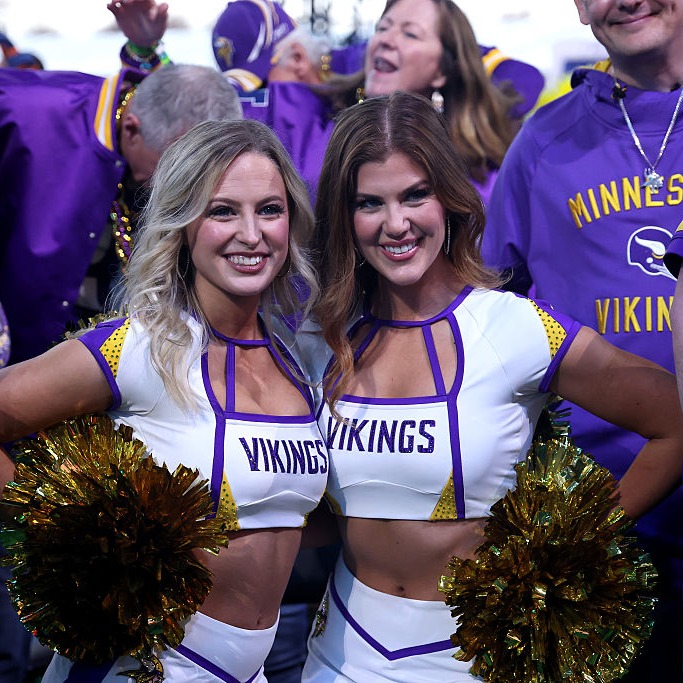 Thursday Hour 2: Alec Lewis on the Vikings draft, we're okay without Basilica and what's your dinner price hack? episode artwork
