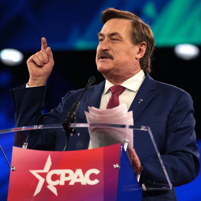 Trump endorses Lindell for MN Governor - do Republicans want to make a point? Or actually win? episode artwork