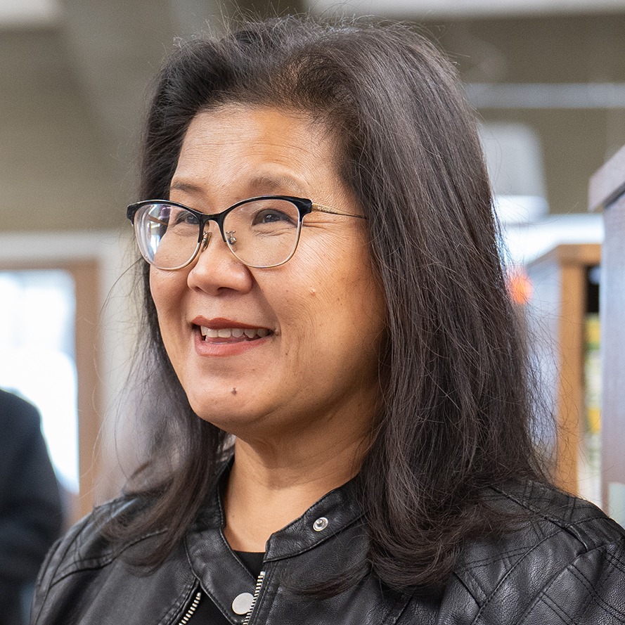 Thursday Hour 2: more details on the investigation into Mayor Her, another data center in Minneapolis, and more! episode artwork